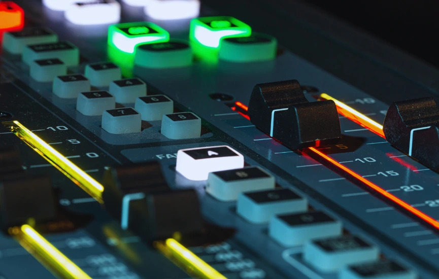 audio-visual-system-001